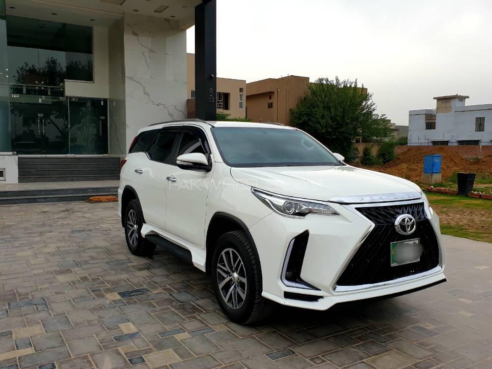 ٹویوٹا فورچیونر 2018 for Sale in لاہور ٹویوٹا فورچیونر 2018 for Sale in لاہور Image-4