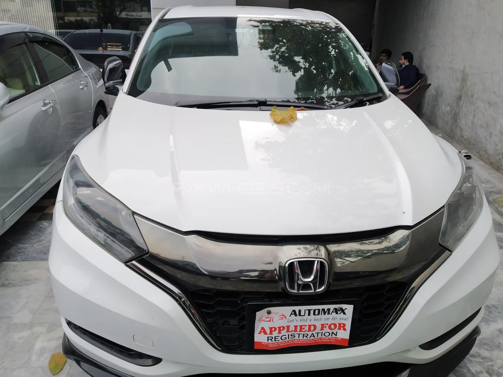 Honda Vezel Hybrid Rs Honda Sensing 16 For Sale In Lahore Pakwheels