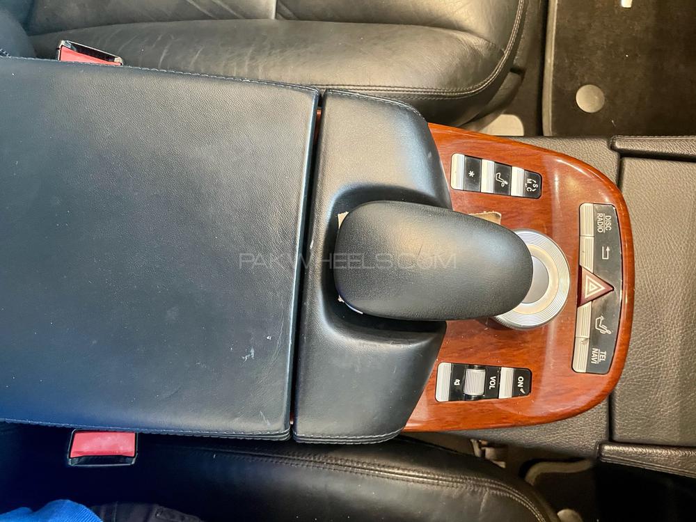 مرسڈیز بینز ایس کلاس 2007 for Sale in لاہور مرسڈیز بینز ایس کلاس 2007 for Sale in لاہور Image-16