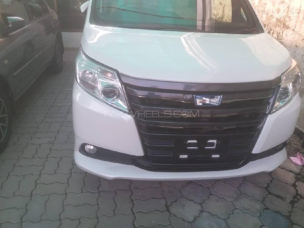 Toyota Noah 2014 for Sale in Lahore Image-1