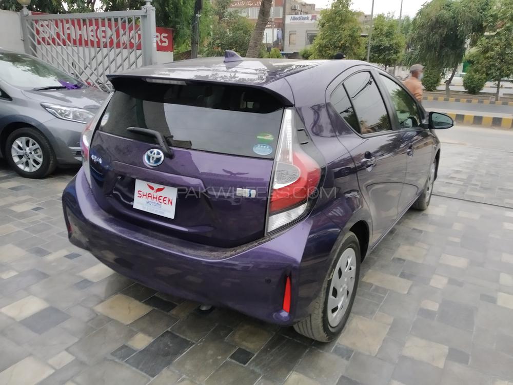 Toyota Aqua 2018 for Sale in Lahore Toyota Aqua 2018 for Sale in Lahore Image-11