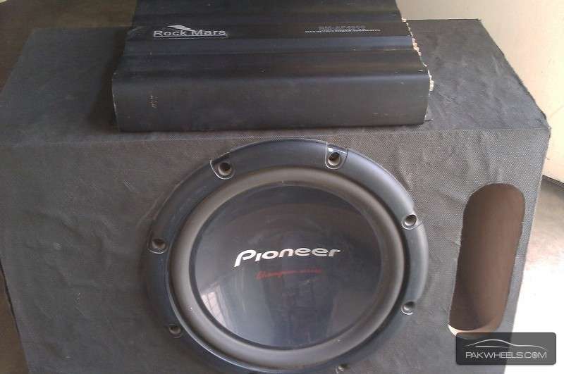 PIONEER WOOFERS AND ROCKMARS AMPLIFIER and woofer .. Image-1