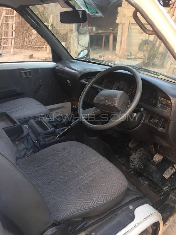 ٹویوٹا ٹاؤن ایس 1990 for Sale in پشاور ٹویوٹا ٹاؤن ایس 1990 for Sale in پشاور Image-9