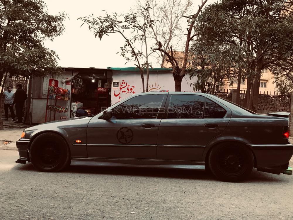 بی ایم ڈبلیو 3 سیریز 1995 for Sale in اسلام آباد بی ایم ڈبلیو 3 سیریز 1995 for Sale in اسلام آباد Image-3