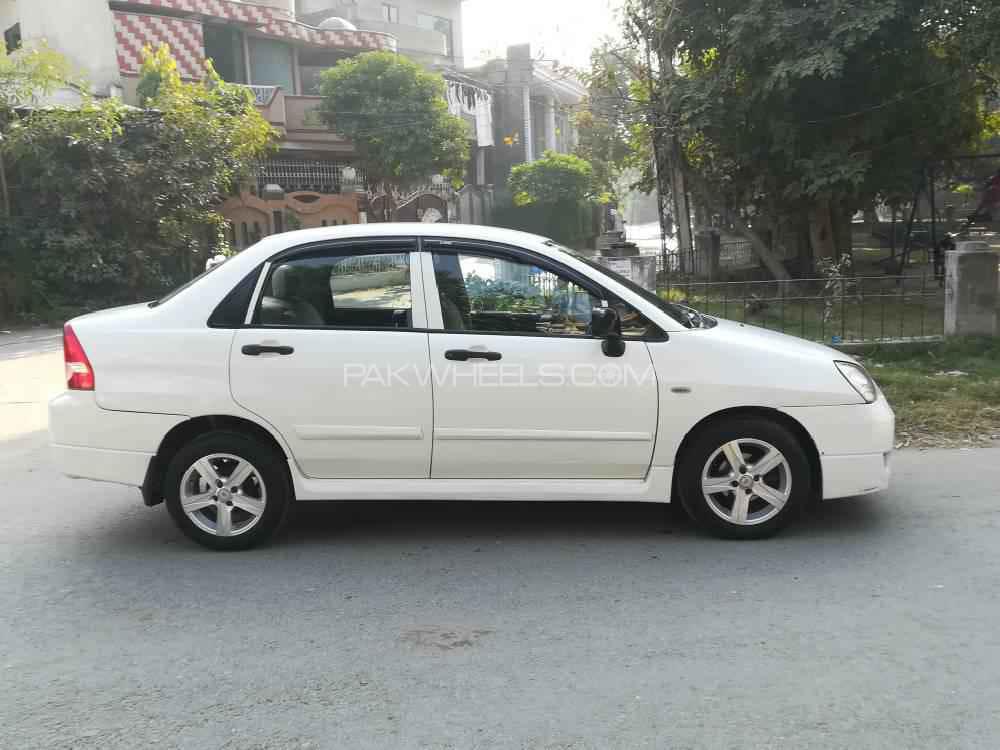 Suzuki Liana 2011 for Sale in Lahore Image-1