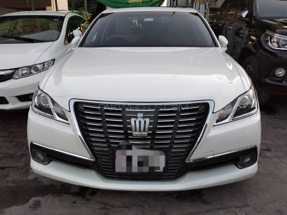 Toyota Crown 2014 for Sale in Lahore Image-1