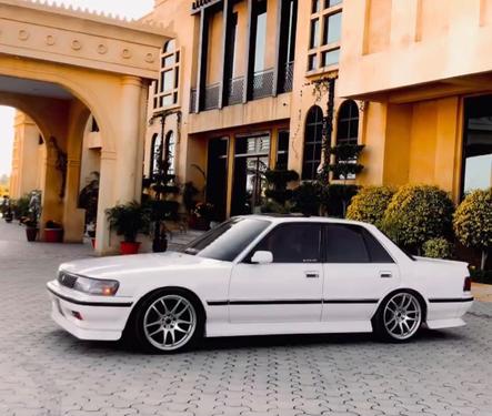 Toyota Cressida - 1990