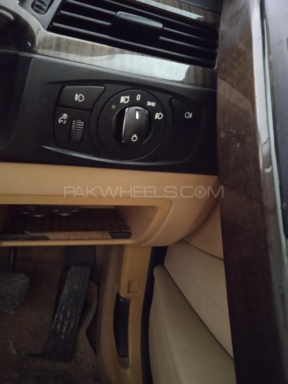 BMW 5 Series 2005 for Sale in Faisalabad BMW 5 Series 2005 for Sale in Faisalabad Image-16