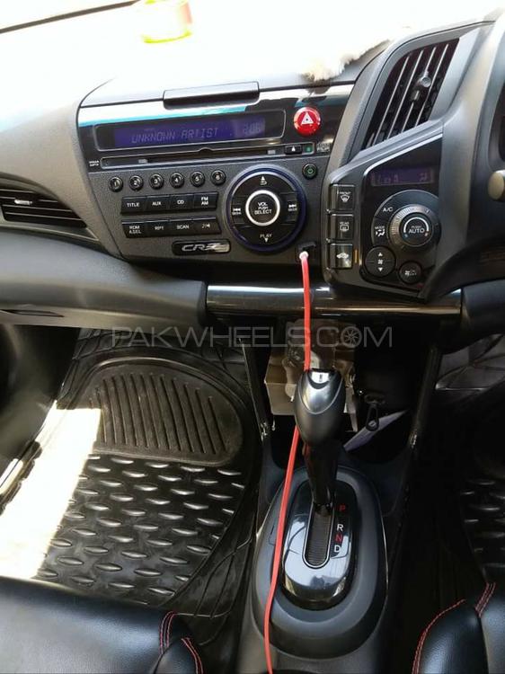 Honda CR-Z 2014 for Sale in Karachi Honda CR-Z 2014 for Sale in Karachi Image-12