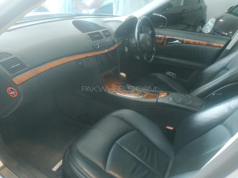 مرسڈیز بینز ای کلاس 2003 for Sale in پشاور مرسڈیز بینز ای کلاس 2003 for Sale in پشاور Image-4