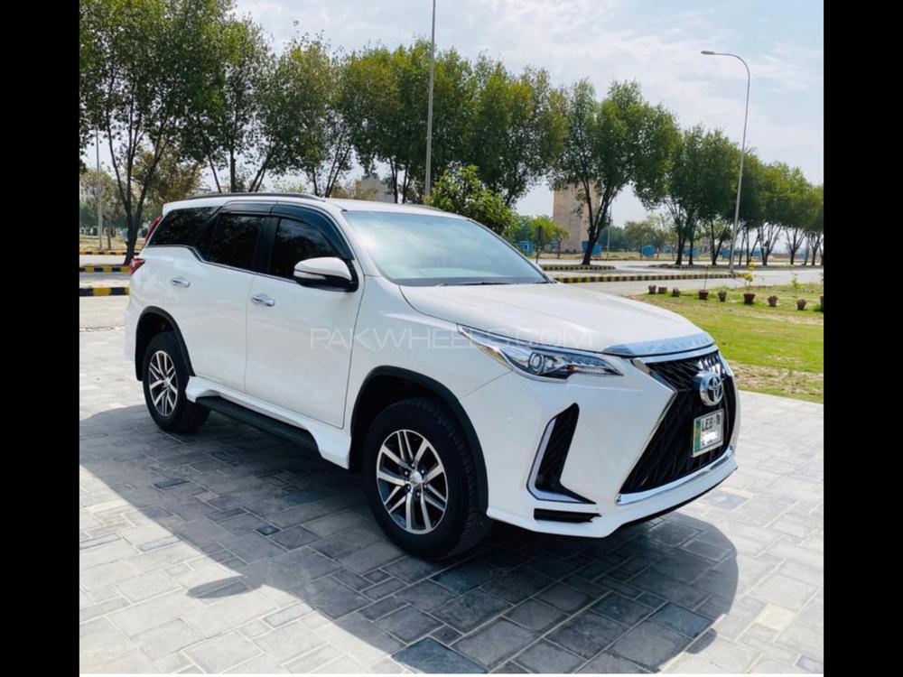 ٹویوٹا فورچیونر 2018 for Sale in لاہور Image-1