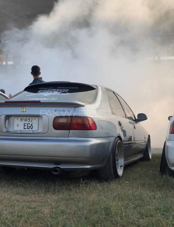 Honda Civic - 1992  Image-1