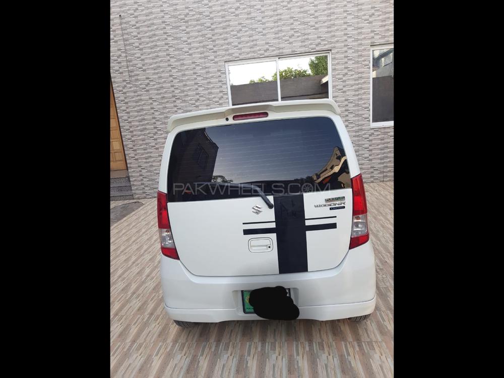 سوزوکی ایم آر ویگن 2016 for Sale in فیصل آباد Image-1