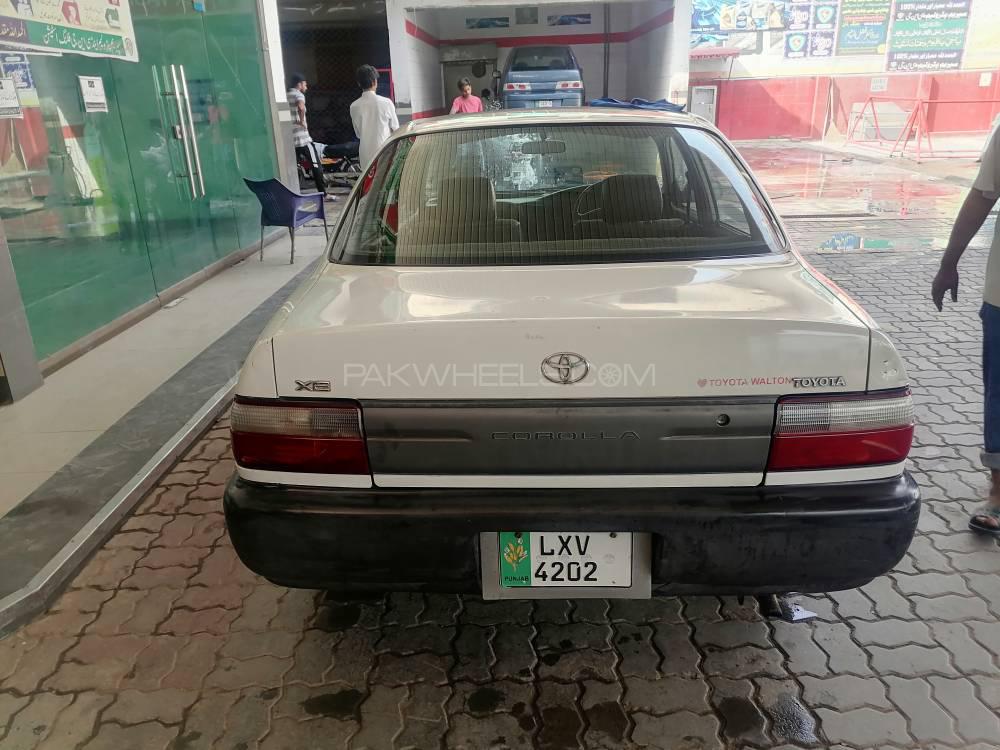 Toyota Corolla 2000 for Sale in Lahore Image-1