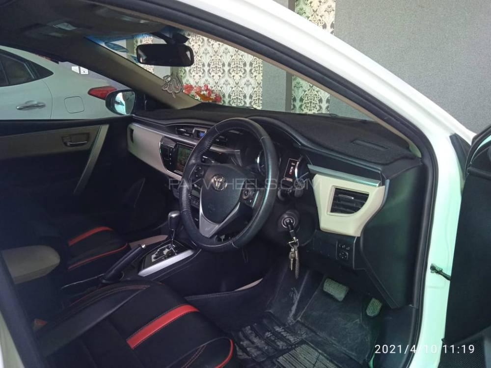 Toyota Corolla 2017 for Sale in Lahore Toyota Corolla 2017 for Sale in Lahore Image-10