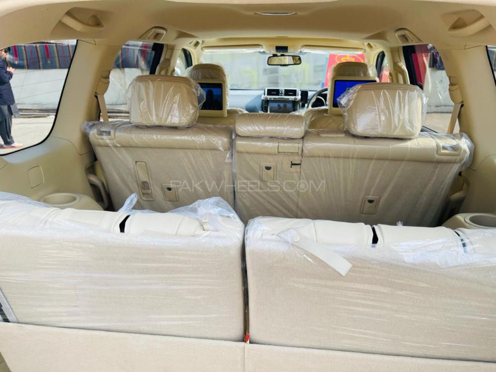 ٹویوٹا پراڈو 2015 for Sale in پشاور ٹویوٹا پراڈو 2015 for Sale in پشاور Image-11