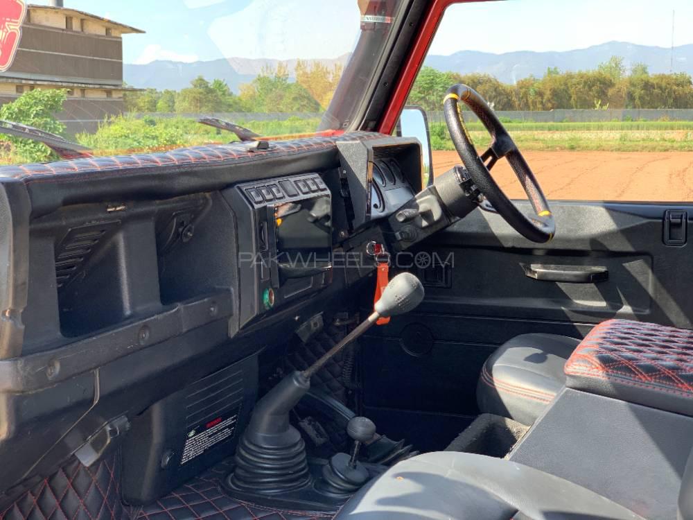 لینڈ روور ڈیفنڈر 2006 for Sale in اسلام آباد لینڈ روور ڈیفنڈر 2006 for Sale in اسلام آباد Image-12