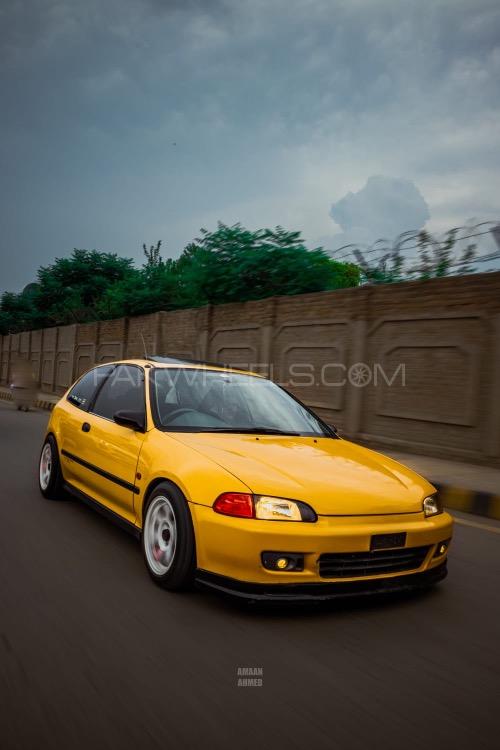 Honda Civic - 1993  Image-1