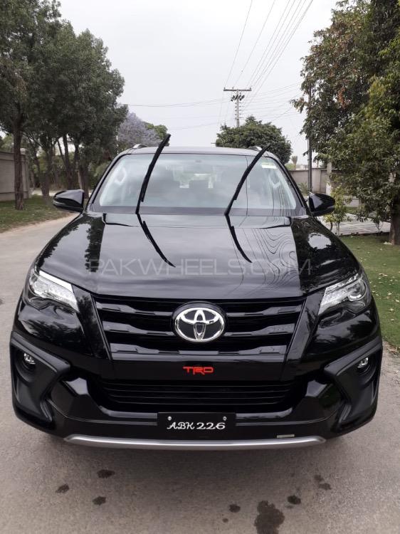Toyota Fortuner 2020 for Sale in Lahore Image-1