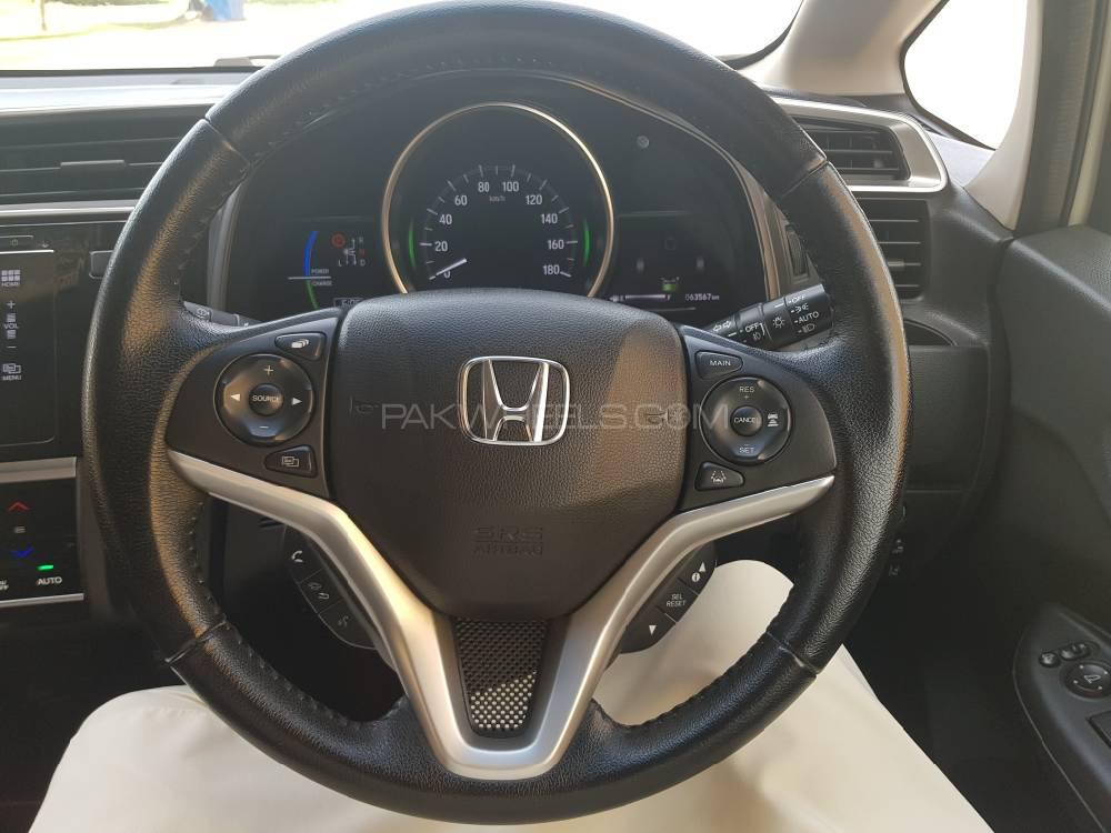 ہونڈا فٹ 2017 for Sale in کراچی ہونڈا فٹ 2017 for Sale in کراچی Image-12
