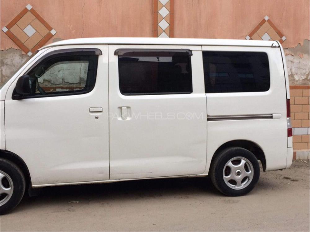 Toyota Town Ace 2007 for Sale in Karachi Image-1