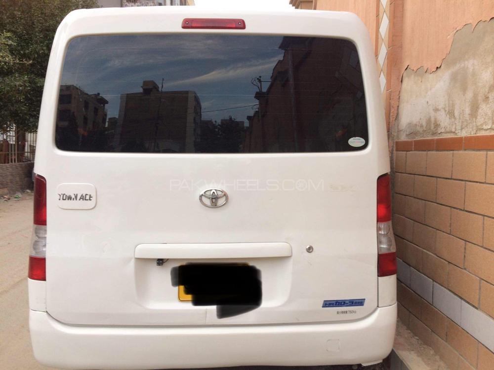 ٹویوٹا ٹاؤن ایس 2007 for Sale in کراچی ٹویوٹا ٹاؤن ایس 2007 for Sale in کراچی Image-2