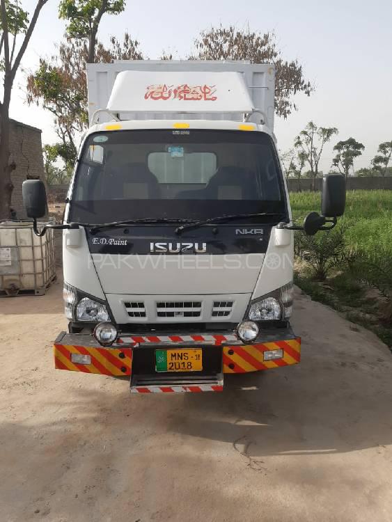 Isuzu NKR 2018 for sale in Layyah | PakWheels