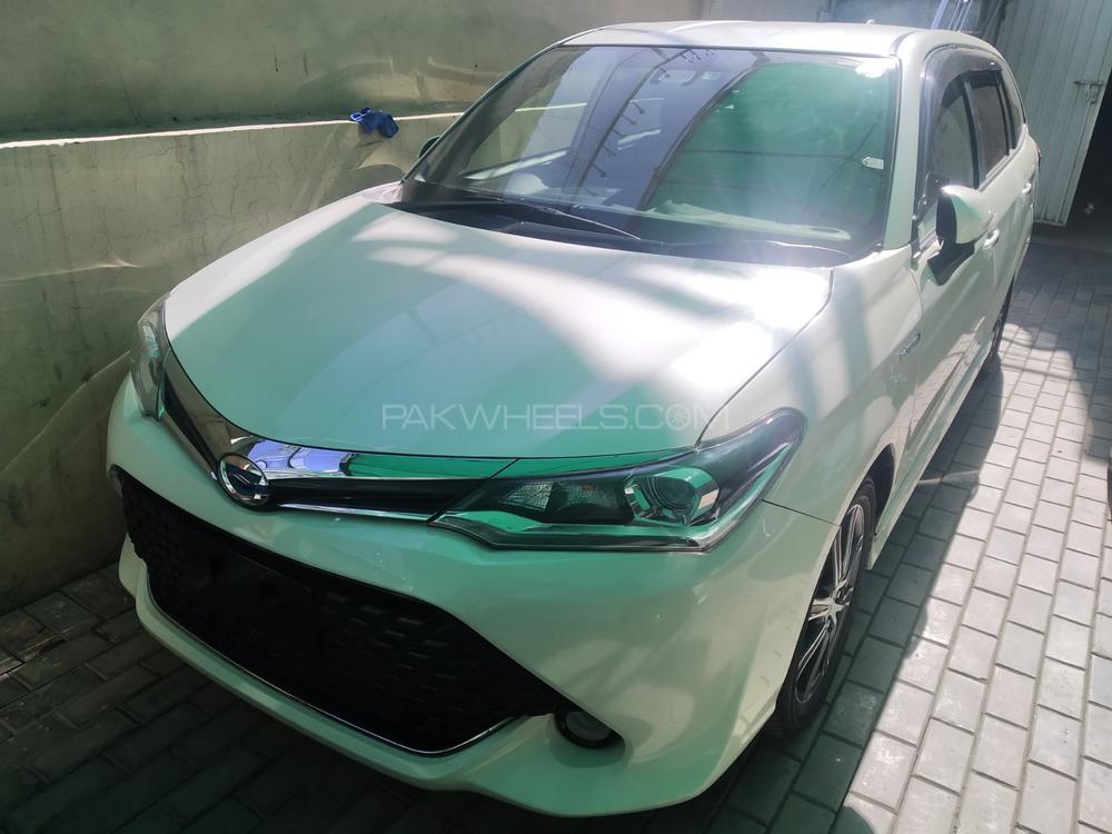 Toyota Corolla Fielder 2016 for Sale in Lahore Image-1