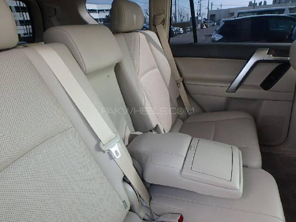 Toyota Prado 2018 for Sale in Rawalpindi Toyota Prado 2018 for Sale in Rawalpindi Image-18
