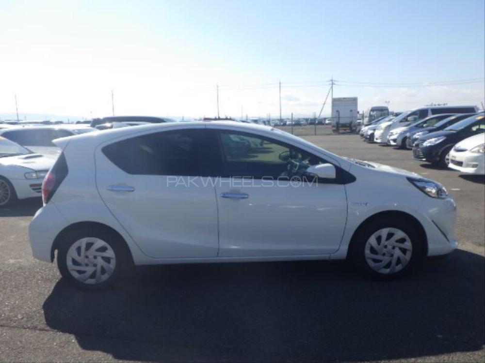 Toyota Aqua 2018 for Sale in Karachi Toyota Aqua 2018 for Sale in Karachi Image-5