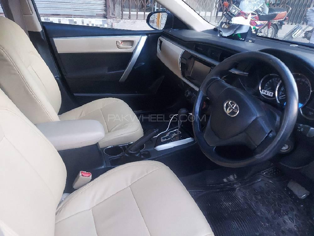 Toyota Corolla 2015 for Sale in Multan Toyota Corolla 2015 for Sale in Multan Image-3