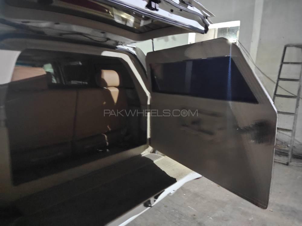 Toyota Land Cruiser 2003 for Sale in Faisalabad Toyota Land Cruiser 2003 for Sale in Faisalabad Image-5