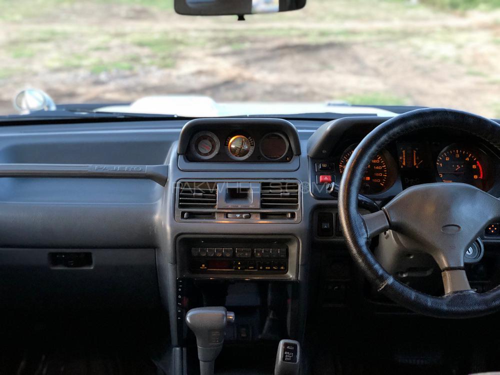 Mitsubishi Pajero 1992 for Sale in Islamabad Mitsubishi Pajero 1992 for Sale in Islamabad Image-13