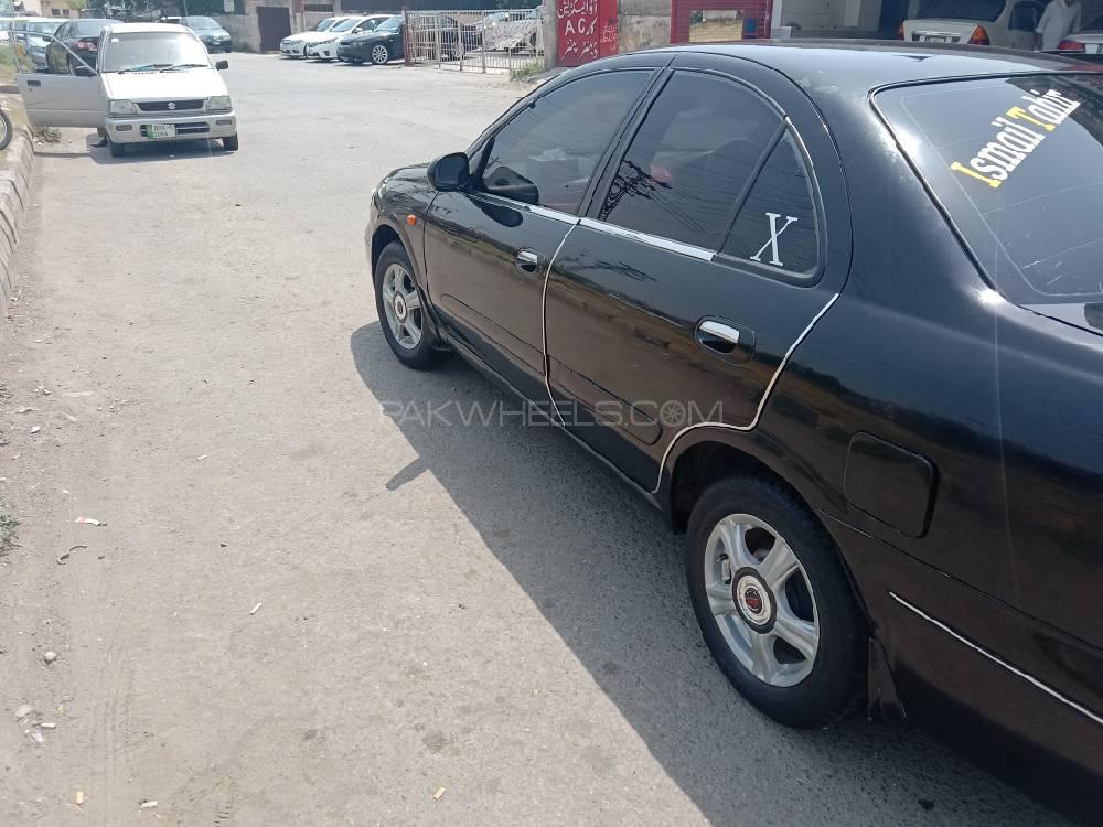Nissan Sunny 2006 for Sale in Lahore Image-1