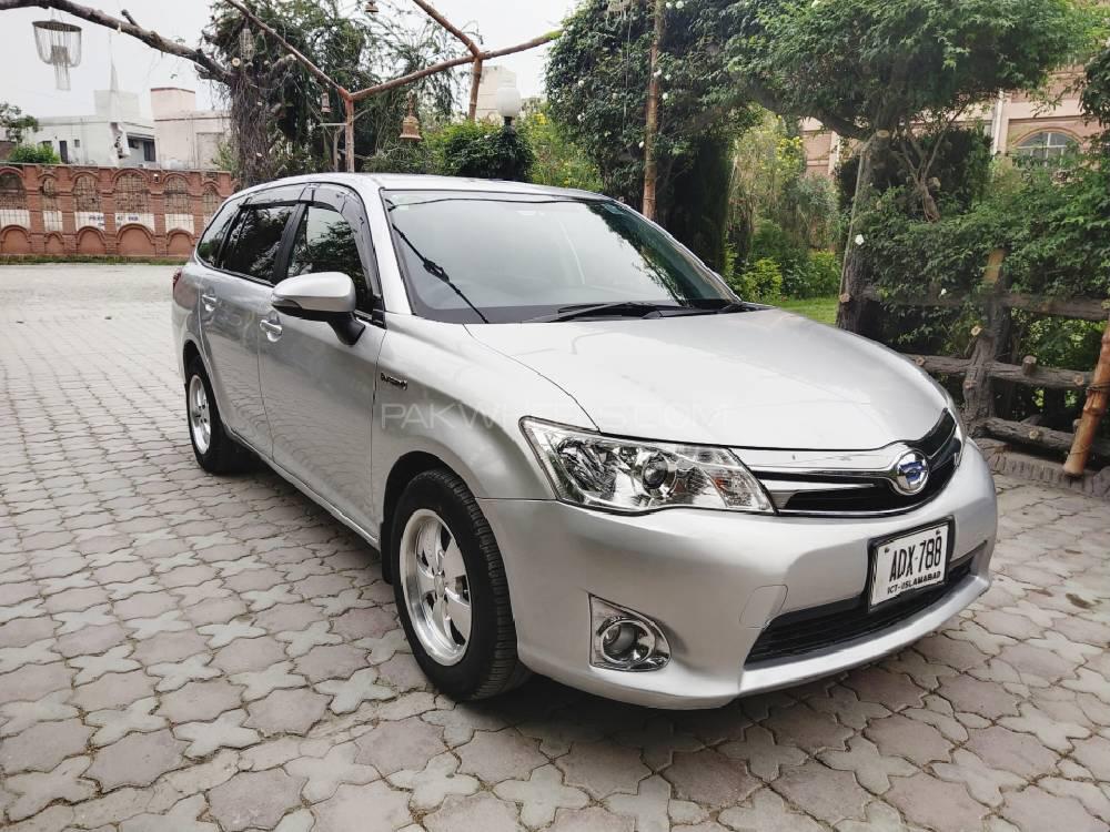 Toyota Corolla Fielder 2014 for Sale in Peshawar Toyota Corolla Fielder 2014 for Sale in Peshawar Image-2