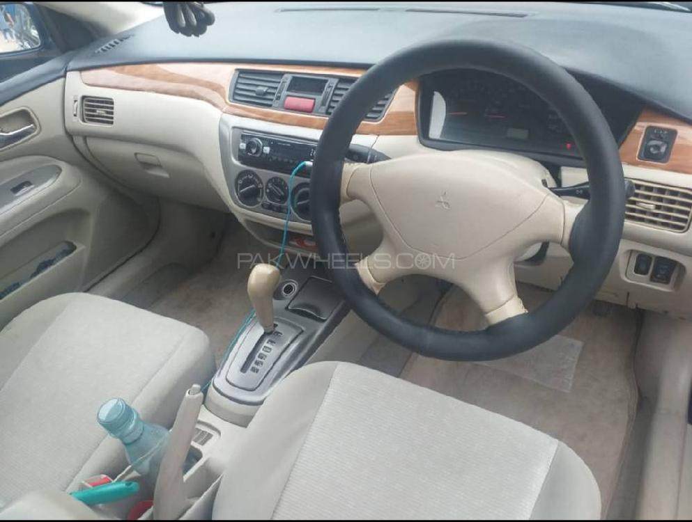 مٹسوبیشی لینسر 2005 for Sale in اسلام آباد مٹسوبیشی لینسر 2005 for Sale in اسلام آباد Image-3