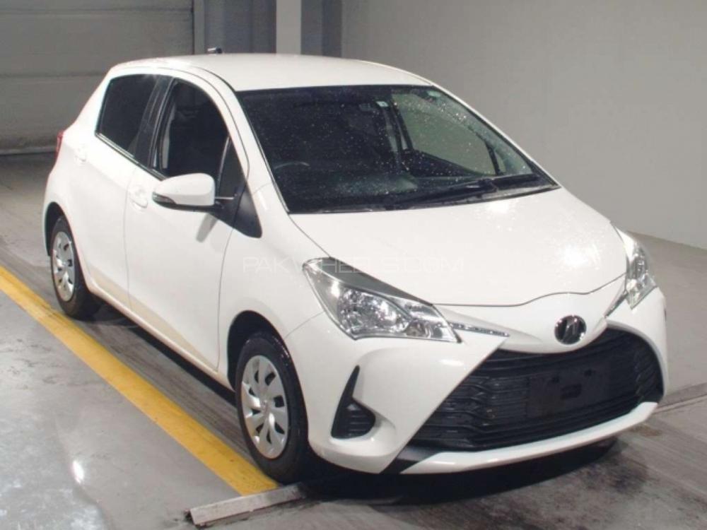 Toyota Vitz 2018 for Sale in Lahore Image-1