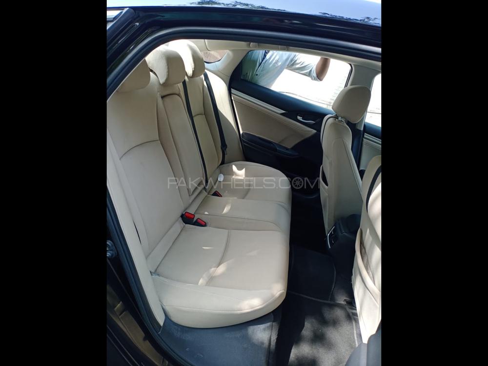 Honda Civic 2018 for Sale in Lahore Honda Civic 2018 for Sale in Lahore Image-5