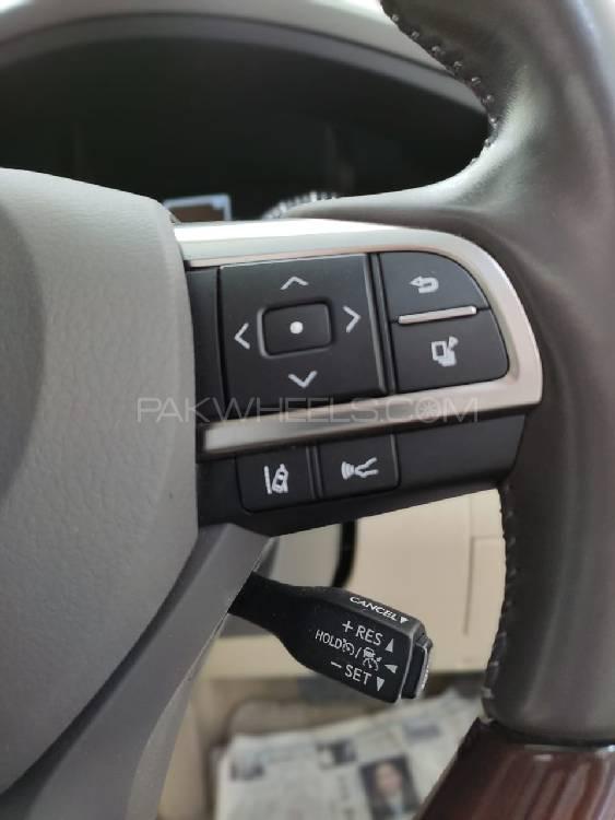 Lexus LX Series 2016 for Sale in Karachi Lexus LX Series 2016 for Sale in Karachi Image-20