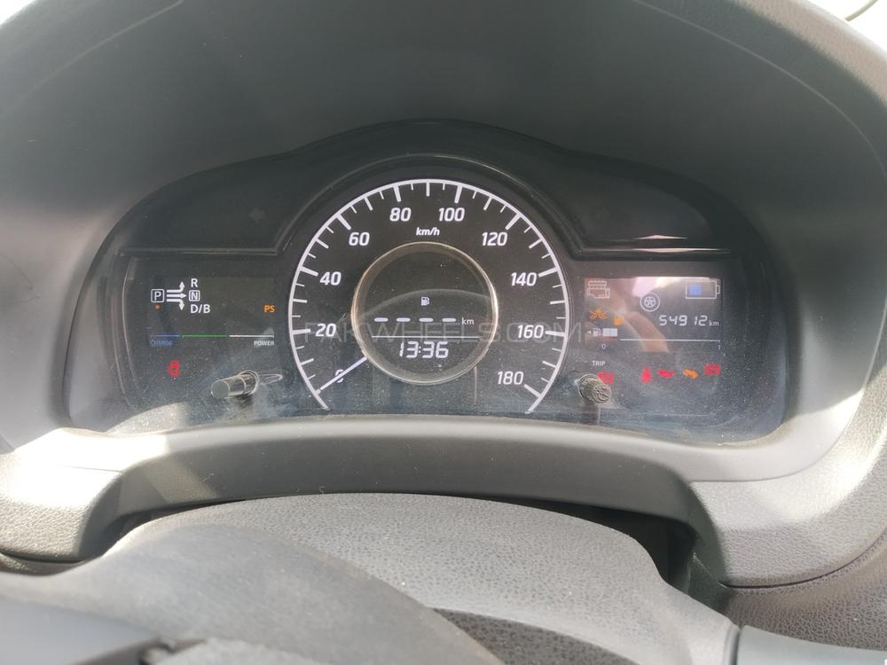 Nissan Note 2017 for Sale in Lahore Nissan Note 2017 for Sale in Lahore Image-18