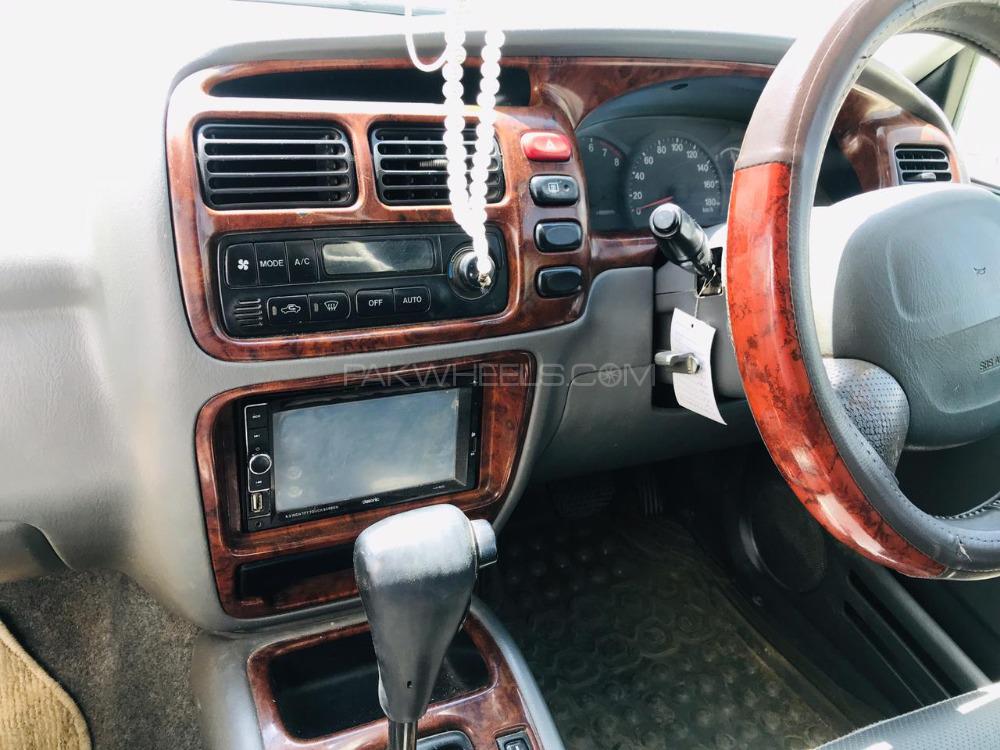 Suzuki Vitara 2003 for Sale in Karachi Suzuki Vitara 2003 for Sale in Karachi Image-13