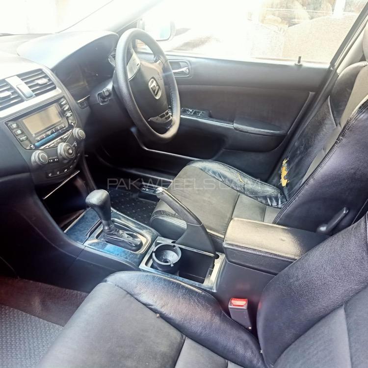 Honda Accord 2003 for Sale in Sahiwal Honda Accord 2003 for Sale in Sahiwal Image-7