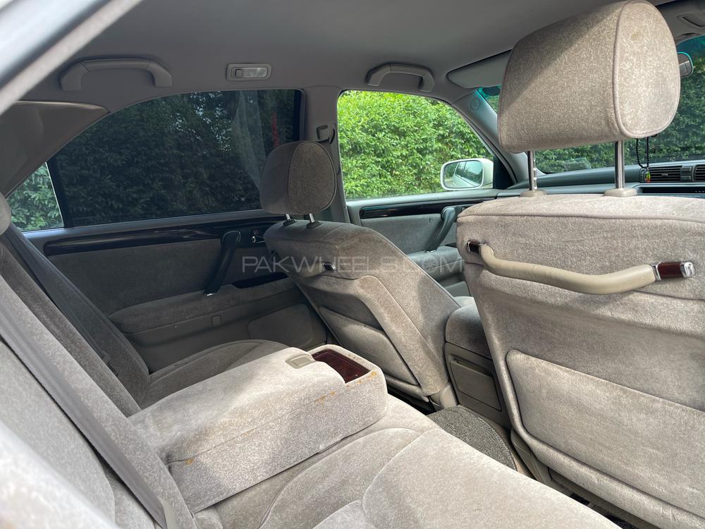 Toyota Crown 2003 for Sale in Islamabad Toyota Crown 2003 for Sale in Islamabad Image-8