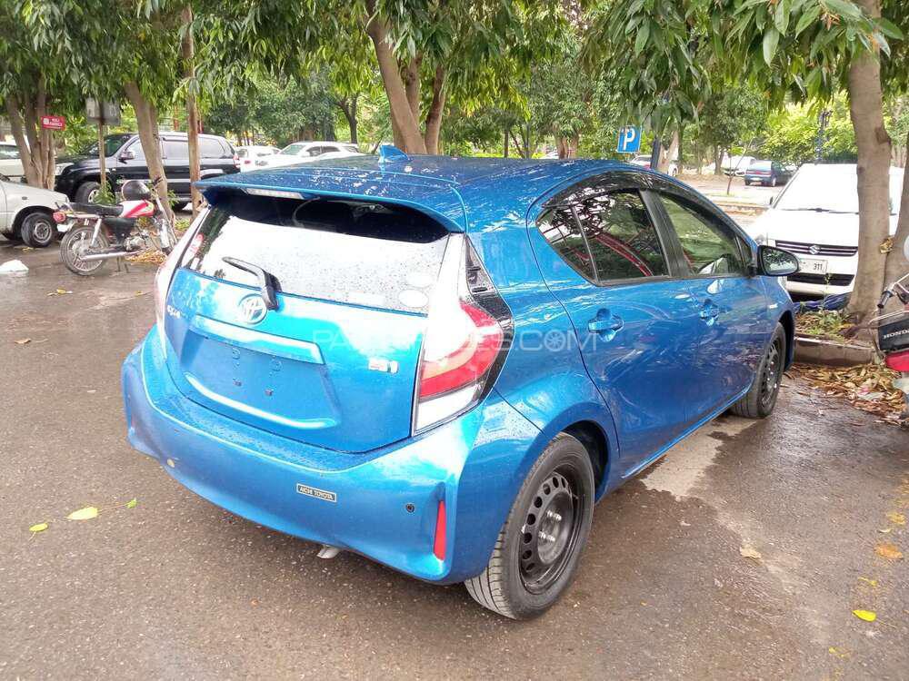 Toyota Aqua 2017 for Sale in Islamabad Toyota Aqua 2017 for Sale in Islamabad Image-4