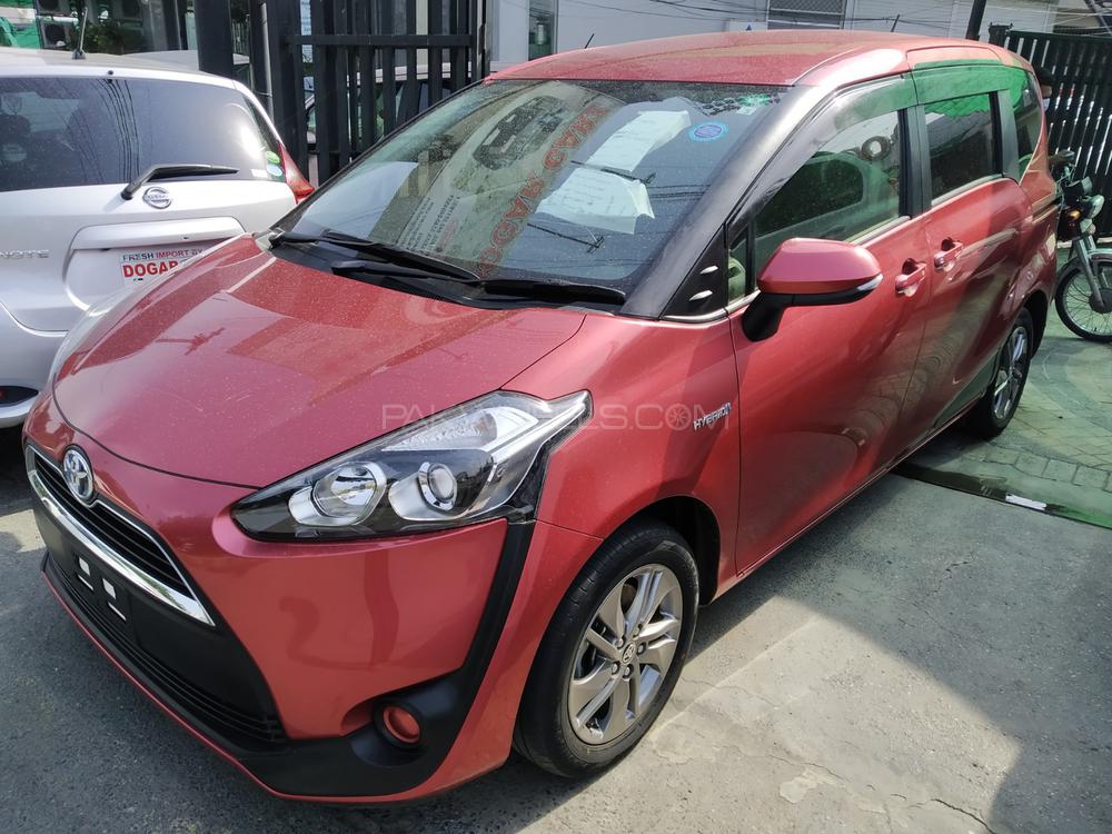 Toyota Sienta 2016 for Sale in Lahore Toyota Sienta 2016 for Sale in Lahore Image-2