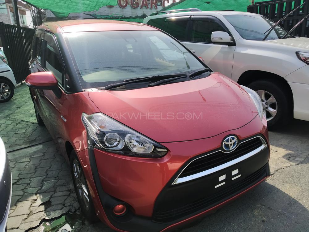 Toyota Sienta 2016 for Sale in Lahore Toyota Sienta 2016 for Sale in Lahore Image-3