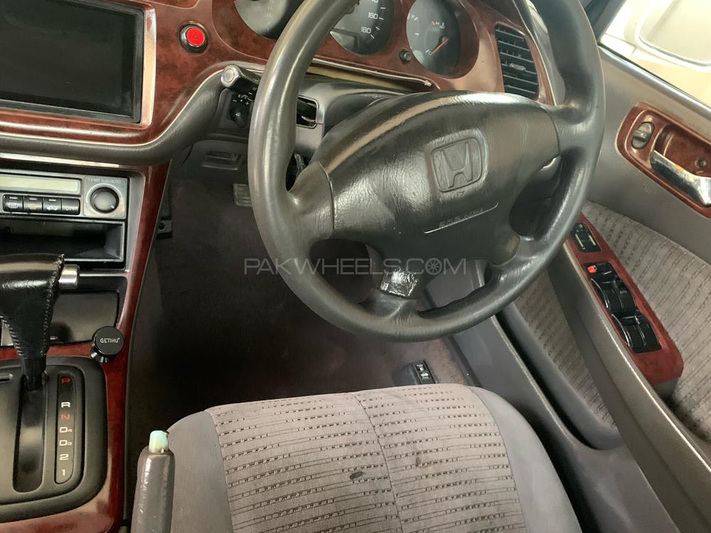 Honda Accord 2001 for Sale in Lahore Honda Accord 2001 for Sale in Lahore Image-6