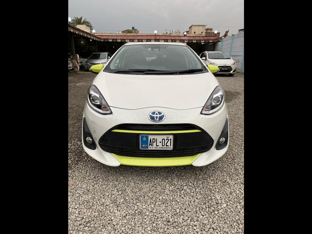 Toyota Aqua 2017 for Sale in Peshawar Toyota Aqua 2017 for Sale in Peshawar Image-4