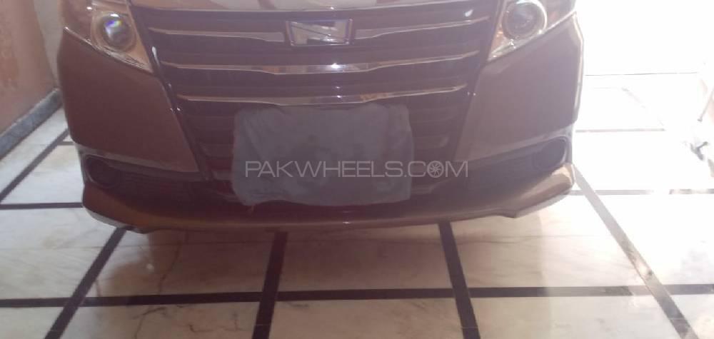 ٹویوٹا نوح 2015 for Sale in پشاور ٹویوٹا نوح 2015 for Sale in پشاور Image-4