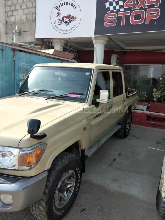 Toyota Pickup 2015 for Sale in Karachi Toyota Pickup 2015 for Sale in Karachi Image-3